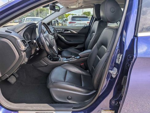 Used 2018 INFINITI QX30 Premium w/ Navigation Package AWD/4WD image 15