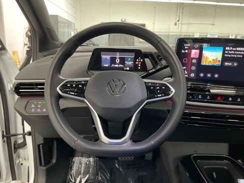 Certified 2023 Volkswagen ID.4 Pro S Plus AWD/4WD image 16