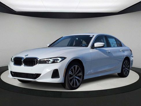 Used 2026 BMW 330i xDrive Sedan w/ Convenience Package AWD/4WD image 4
