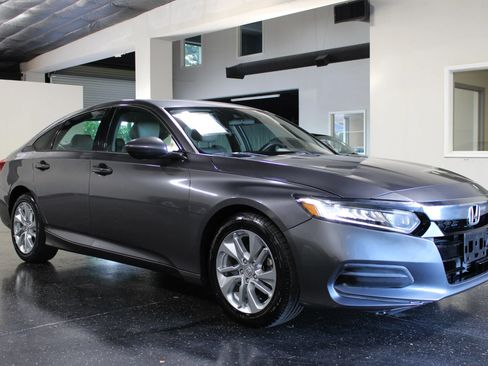 Used 2018 Honda Accord LX image 1