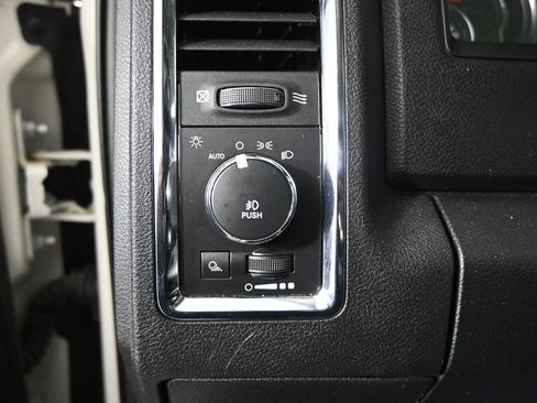 Used 2016 RAM 2500 Laramie w/ Convenience Group image 24