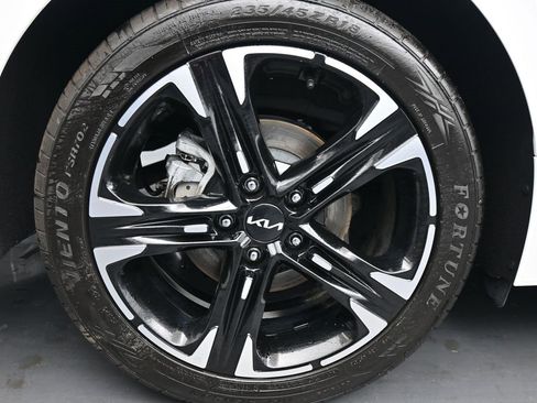 Used 2023 Kia K5 GT-Line image 10