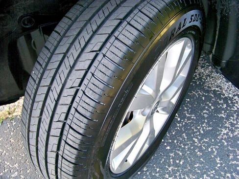 Used 2014 Nissan Murano S image 26