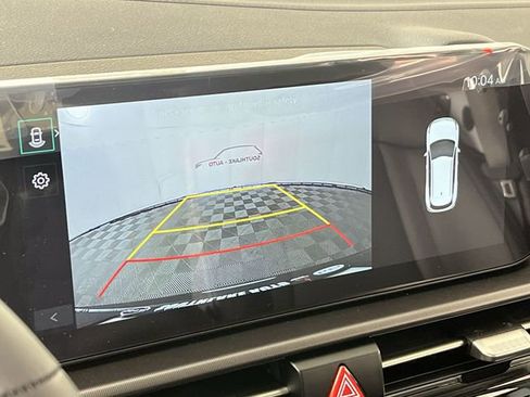 Certified 2026 Kia Sportage EX w/ EX Panorama Roof Package image 17