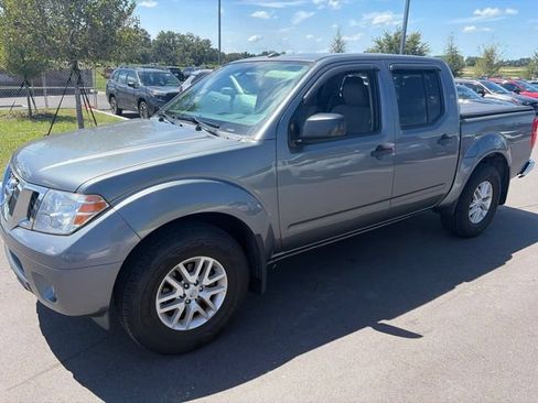 Used 2017 Nissan Frontier SV w/ SV Value Truck Package RWD image 1