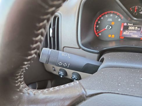 Used 2016 GMC Canyon SLT w/ Driver Alert Package image 19