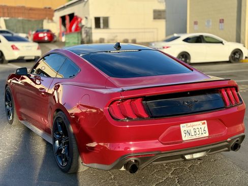 Used 2020 Ford Mustang Coupe w/ Black Accent Package RWD image 14