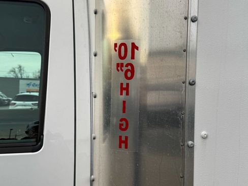 Used 2024 Ford E-350 and Econoline 350 Super Duty w/ Driver's Safety Package image 18