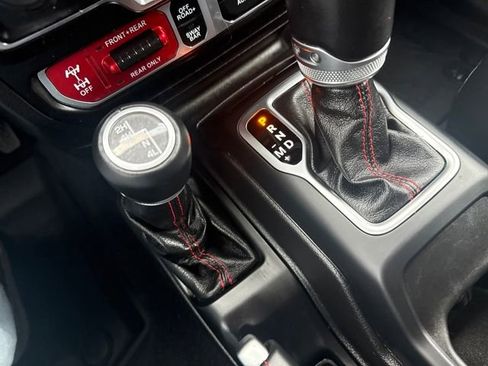 Used 2021 Jeep Wrangler Unlimited Rubicon image 30