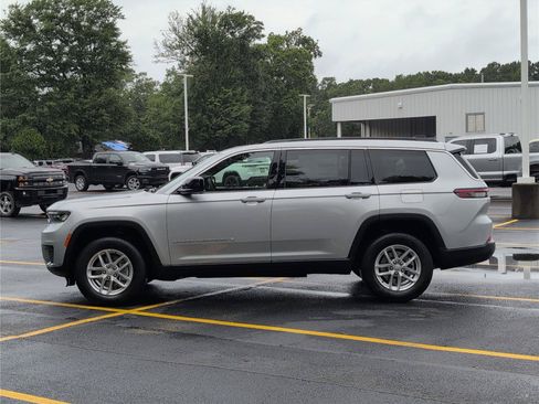New 2026 Jeep Grand Cherokee L Laredo RWD image 2