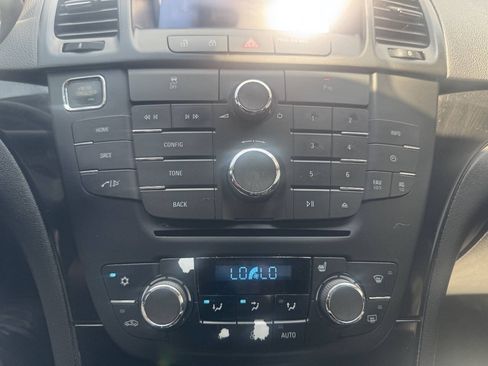 Used 2012 Buick Regal Premium FWD image 27
