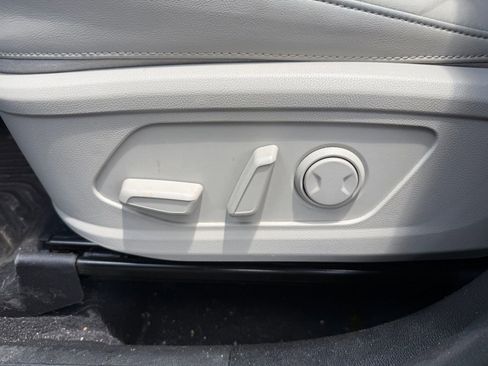 Used 2023 Kia Sorento EX w/ Panoramic Sunroof Package FWD image 11