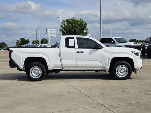 Used 2024 Toyota Tacoma SR RWD image 7