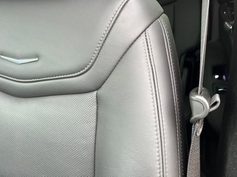 Used 2023 Cadillac XT5 Premium Luxury image 14