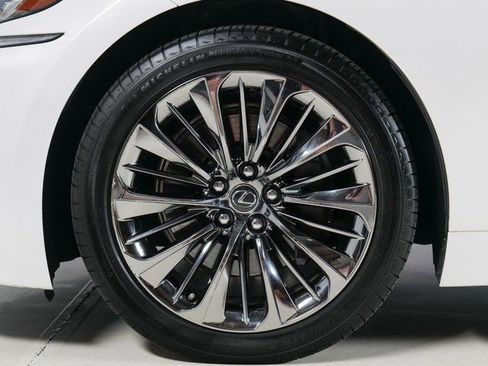 Used 2019 Lexus LS 500 AWD w/ Interior Upgrade Package image 36