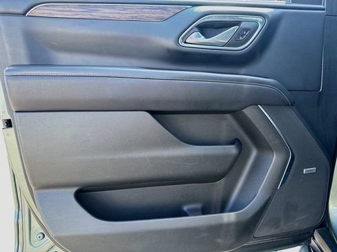 Used 2023 Chevrolet Tahoe Premier RWD image 23