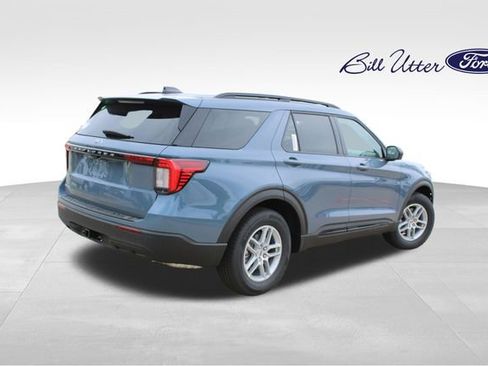 New 2026 Ford Explorer Active RWD image 3
