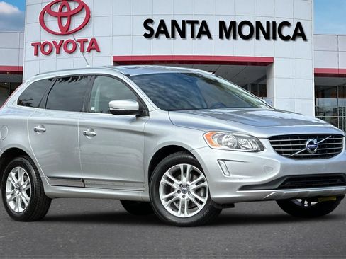 Used 2016 Volvo XC60 T5 Premier w/ Proximity Package FWD image 1