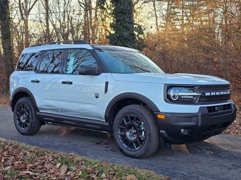 New 2025 Ford Bronco Sport Big Bend w/ Convenience Package AWD/4WD image 3
