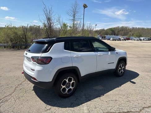 Used 2022 Jeep Compass Trailhawk w/ Trailhawk Elite Group image 3