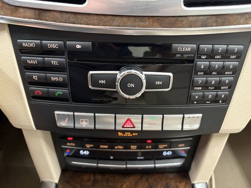 Used 2014 Mercedes-Benz E 350 4MATIC Sedan w/ Premium 1 Package image 11
