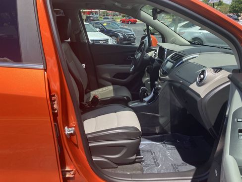 Used 2015 Chevrolet Trax LTZ AWD/4WD image 25