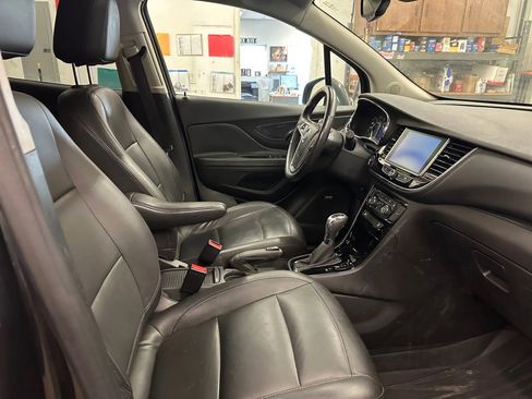Used 2018 Buick Encore Essence w/ Experience Buick Package image 15