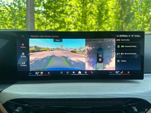 Certified 2025 BMW 330i Sedan image 44