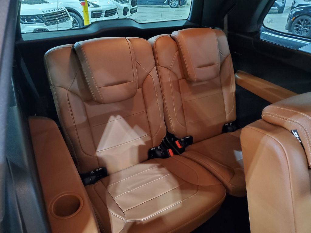 Used 2018 Mercedes-Benz GLS 550 4MATIC image 28