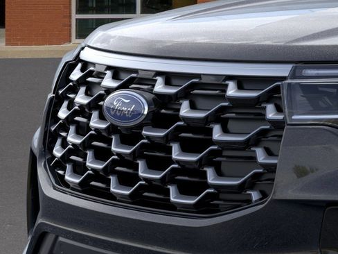 New 2025 Ford Explorer Platinum image 17