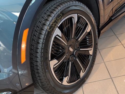 New 2025 Cadillac Escalade IQ Sport 1 image 37