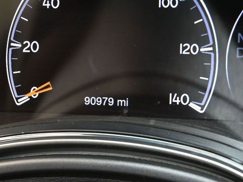 Used 2018 Jeep Grand Cherokee Limited image 31