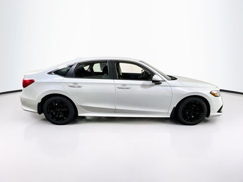 Used 2023 Honda Civic LX image 4