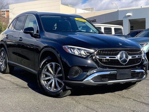 Used 2025 Mercedes-Benz GLC 300 GLC 300 image 1