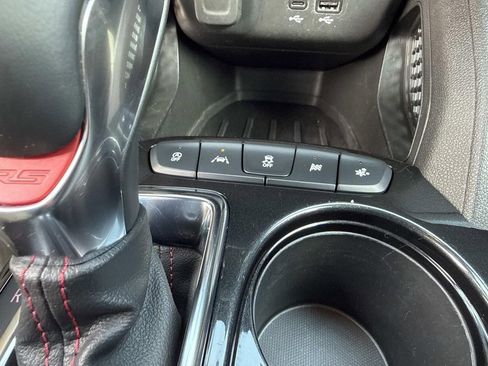 Used 2024 Chevrolet TrailBlazer RS FWD image 30