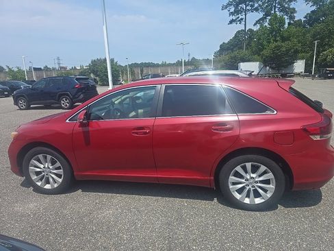 Used 2014 Toyota Venza LE AWD/4WD image 8