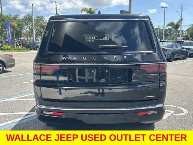 Used 2024 Jeep Wagoneer Series II w/ Flexible Seating Group AWD/4WD image 7