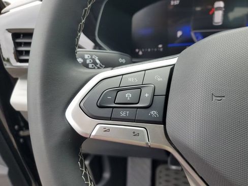 Certified 2024 Volkswagen Taos S FWD image 26