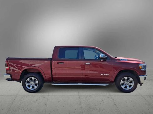 Used 2019 RAM 1500 Laramie AWD/4WD image 9
