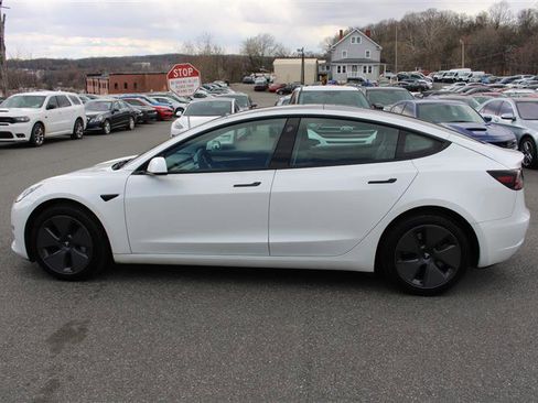 Used 2023 Tesla Model 3 Standard Range image 5