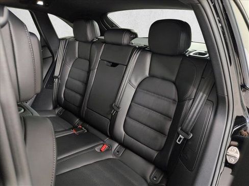 New 2026 Porsche Macan S image 16