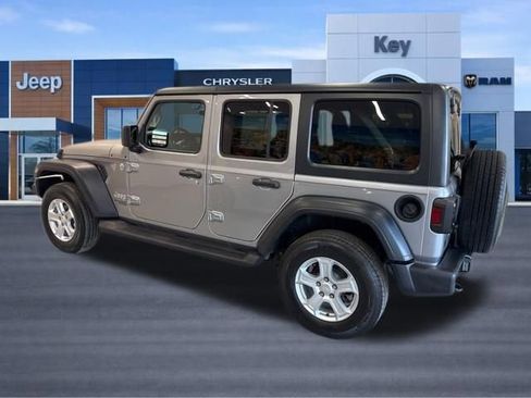 Used 2020 Jeep Wrangler Unlimited Sport S AWD/4WD image 4