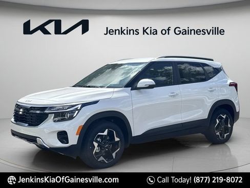 New 2026 Kia Seltos S FWD image 7