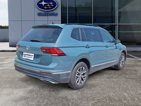 Used 2020 Volkswagen Tiguan SE image 6