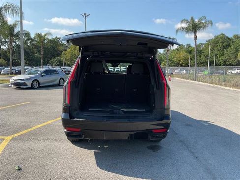 Used 2023 Cadillac Escalade Sport image 32
