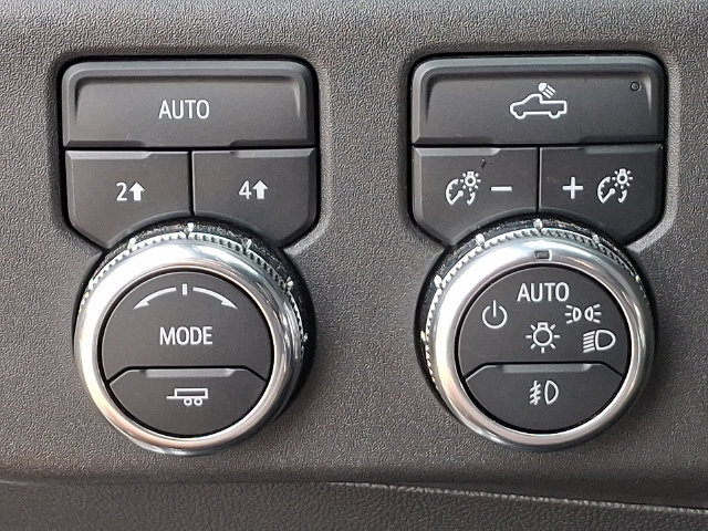 Used 2024 GMC Sierra 1500 Elevation AWD/4WD image 9
