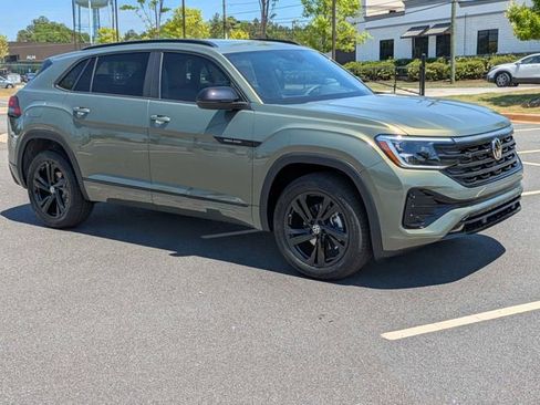 New 2026 Volkswagen Atlas Cross Sport SEL R-Line AWD/4WD image 8