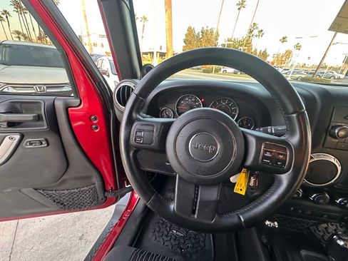 Used 2012 Jeep Wrangler Sahara w/ Trailer Tow Group image 18