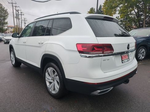 Certified 2022 Volkswagen Atlas SE image 5