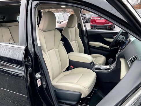 Used 2019 Subaru Ascent Premium AWD/4WD image 7